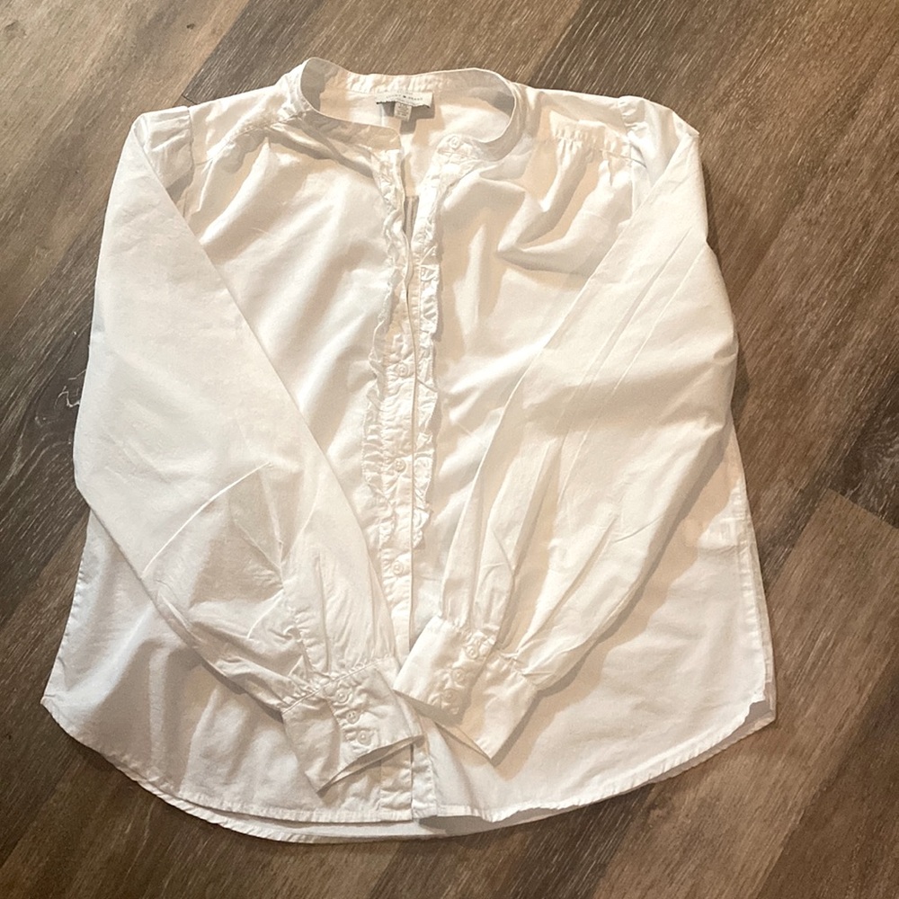 LUCKY BRAND 100% cotton white ruffled blouse. Size L